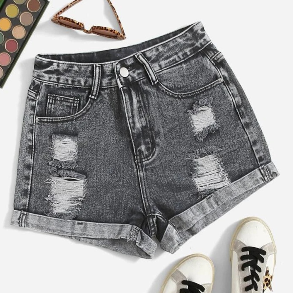 Roll up hem ripped denim shorts